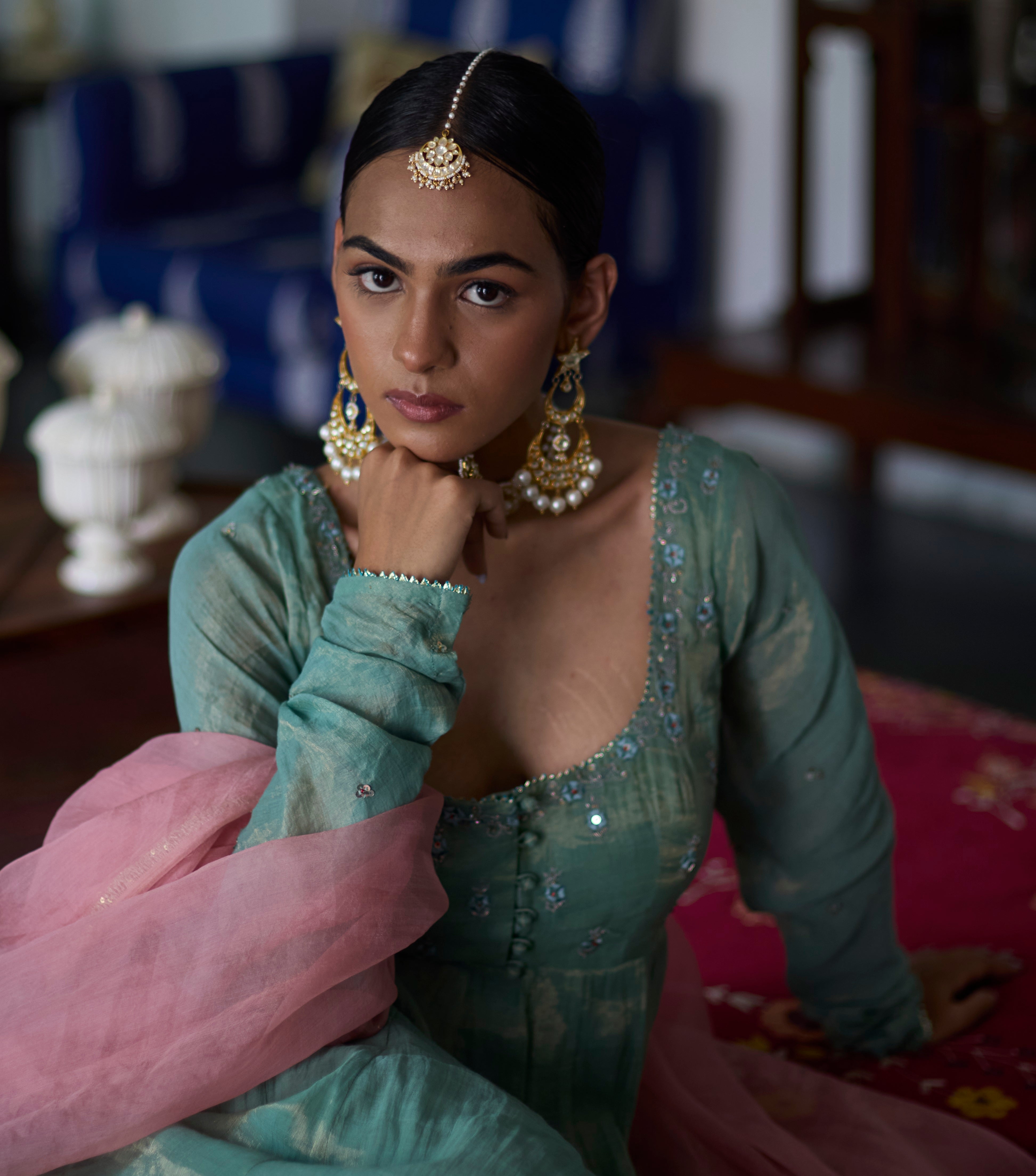 Kundan Gold Finish Jadau Tika