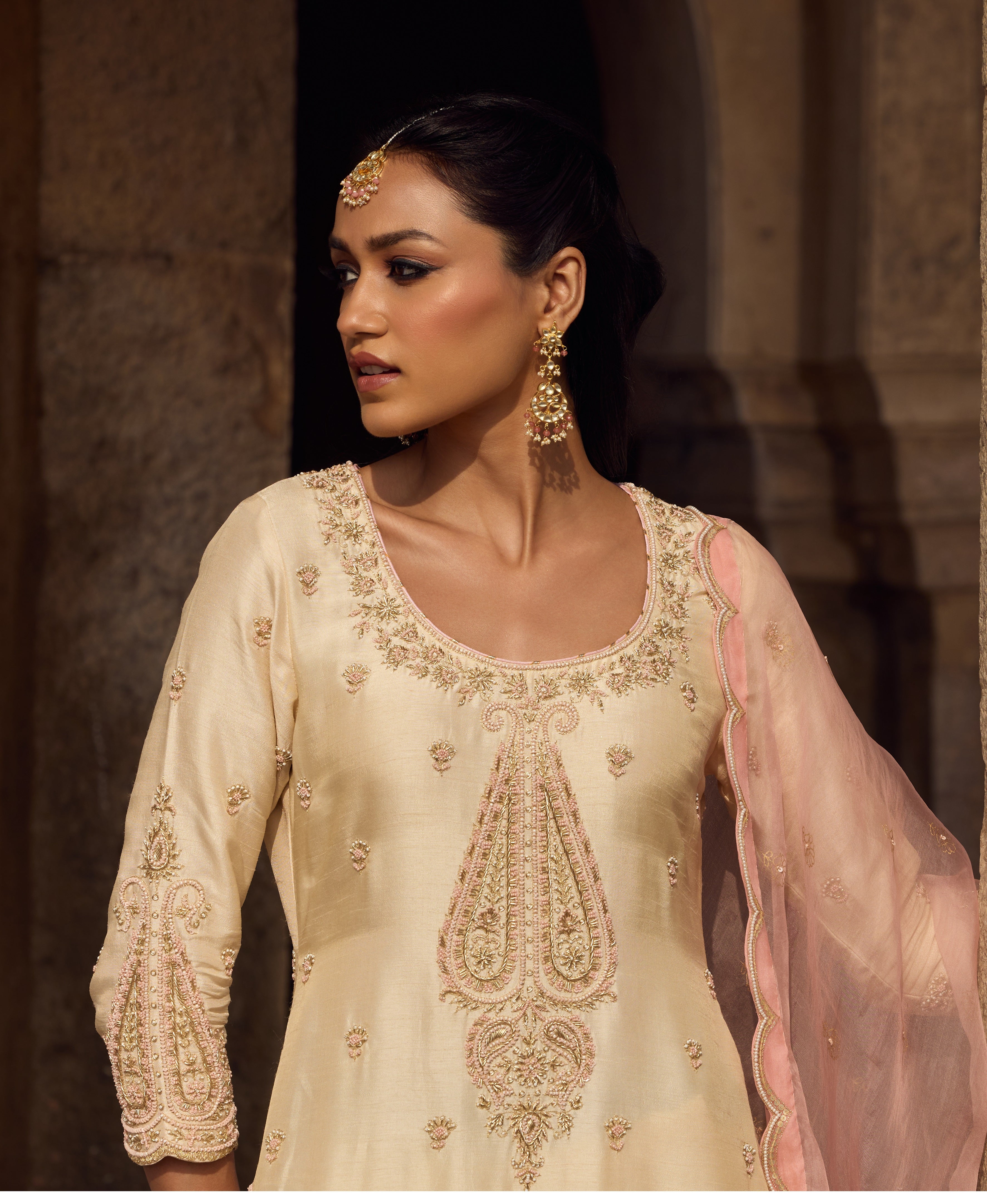 Kundan Gold Finish Chandbali with pearls 2