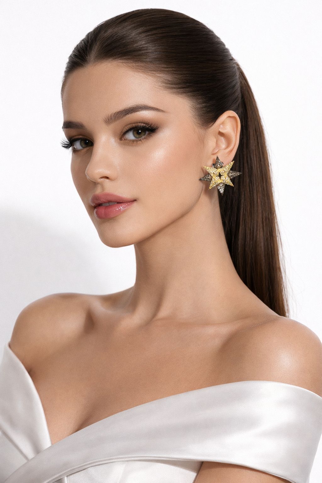 Dual-Tone Star Stud Earrings