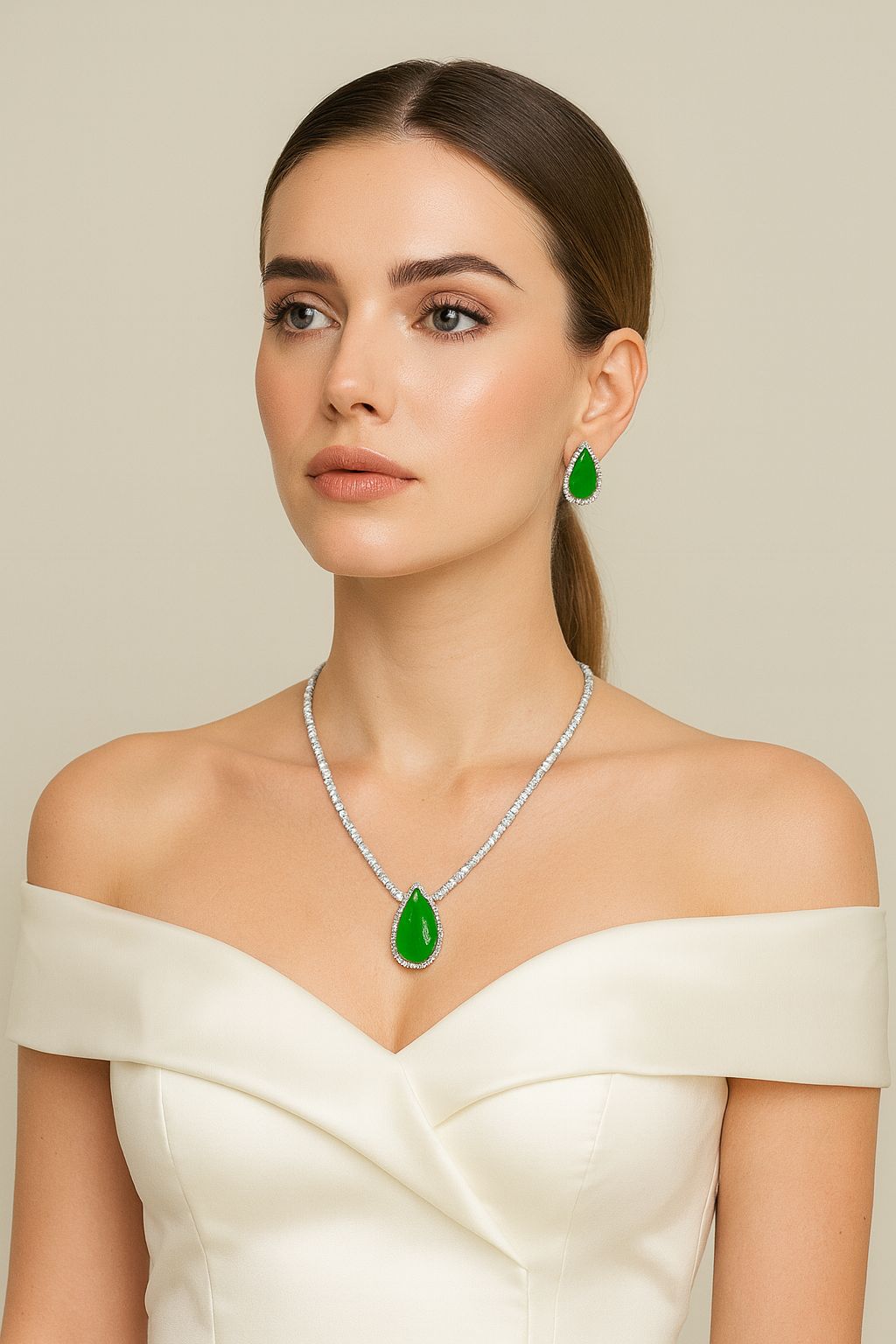 Teardrop Emerald Pendant Set