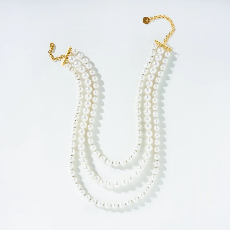 Pearly Lunga