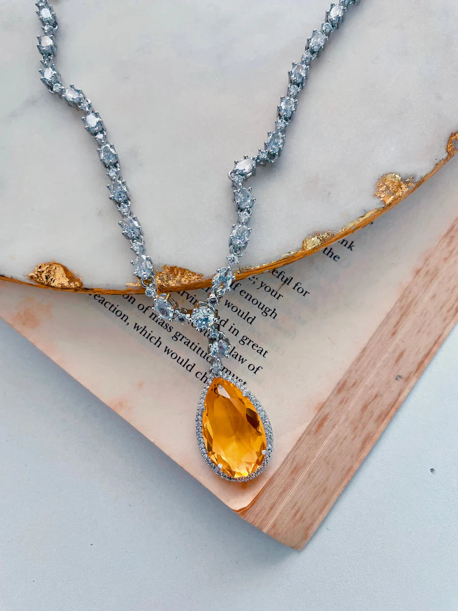 Noelle Citrine Necklace Set