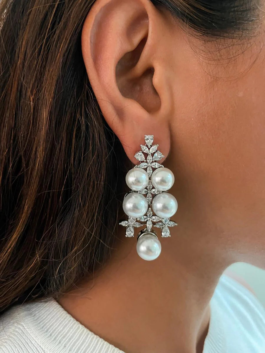 Pearly Silver Dimonte Floret Necklace Set