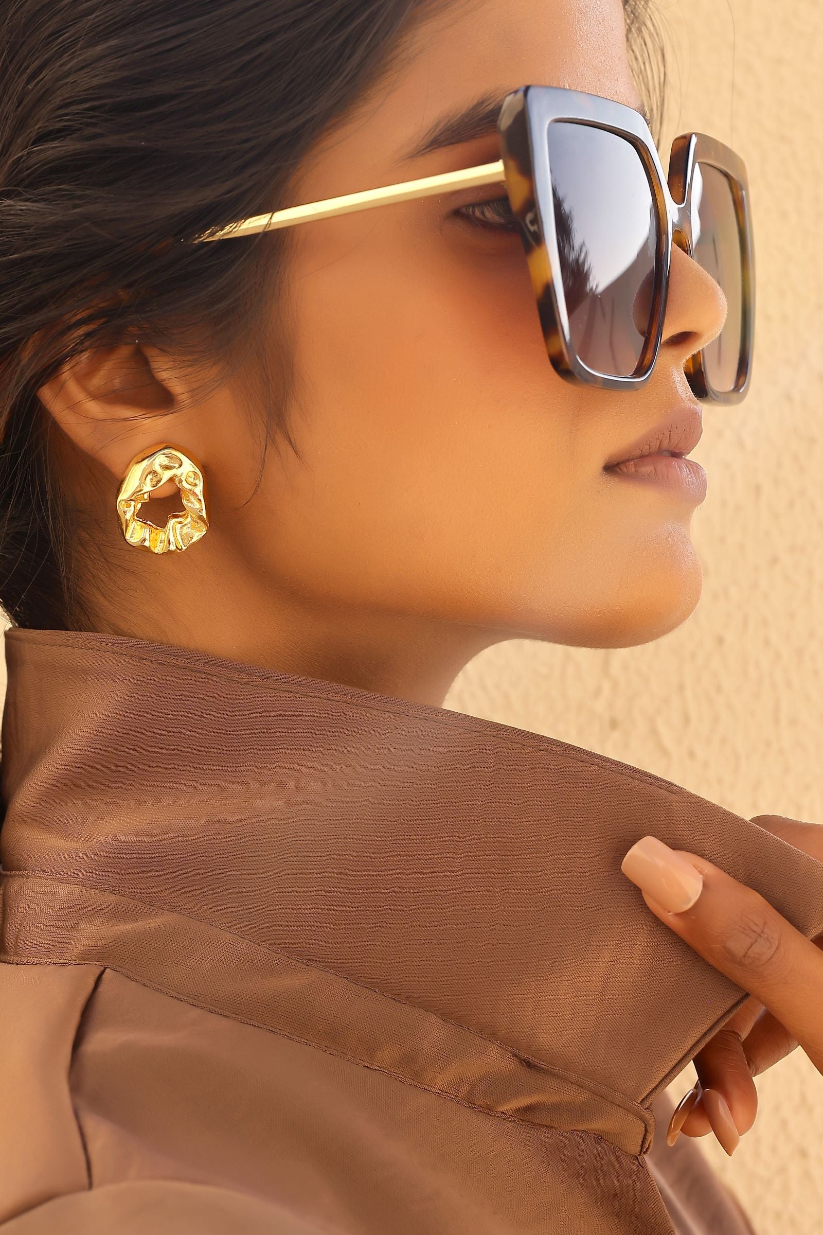 Pebble Molten Studs