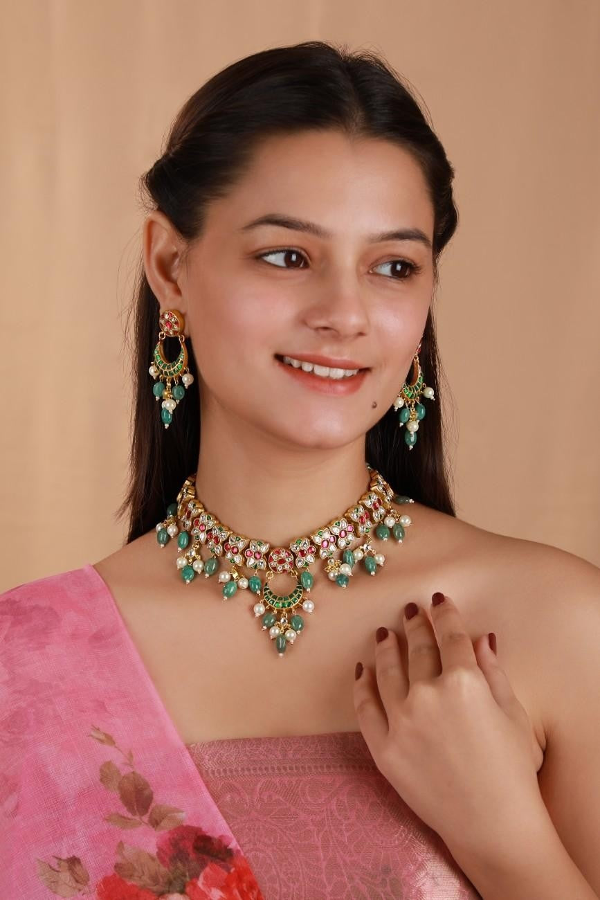Elegant Pink and Green Chokker set