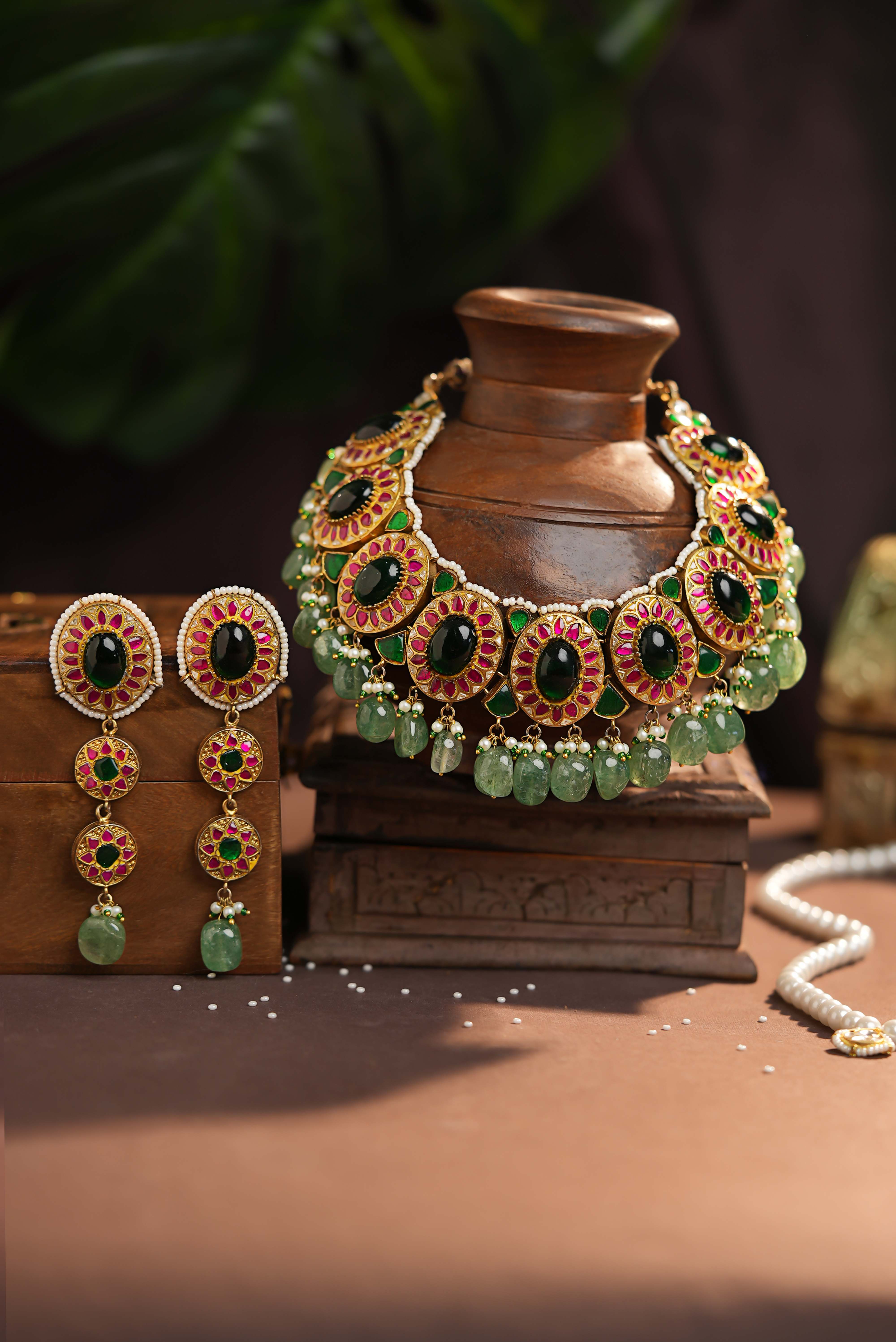 Emerald Mozonite necklace set with Jade Drops