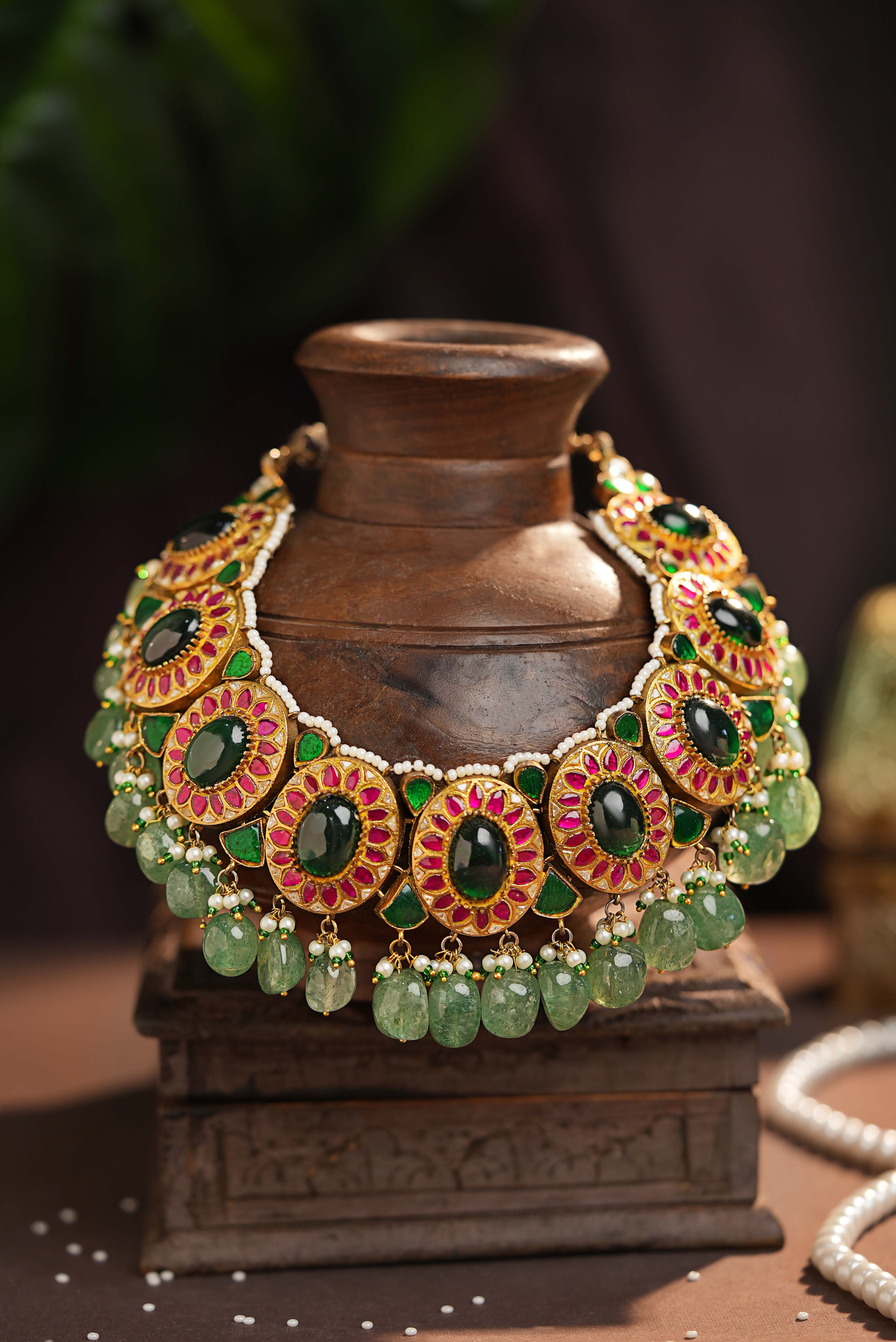 Emerald Mozonite necklace set with Jade Drops