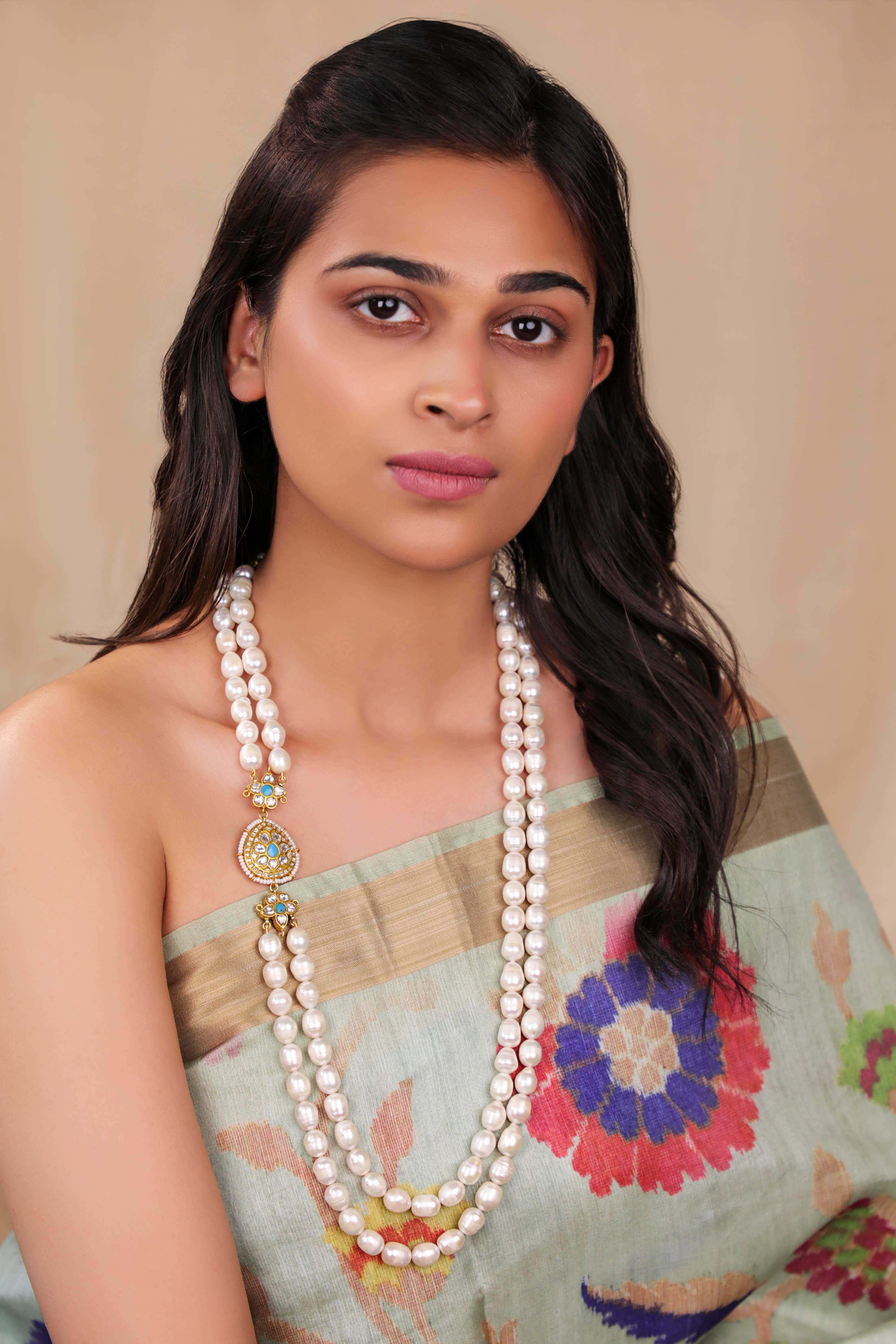 Elegant 2 line long maala neclace