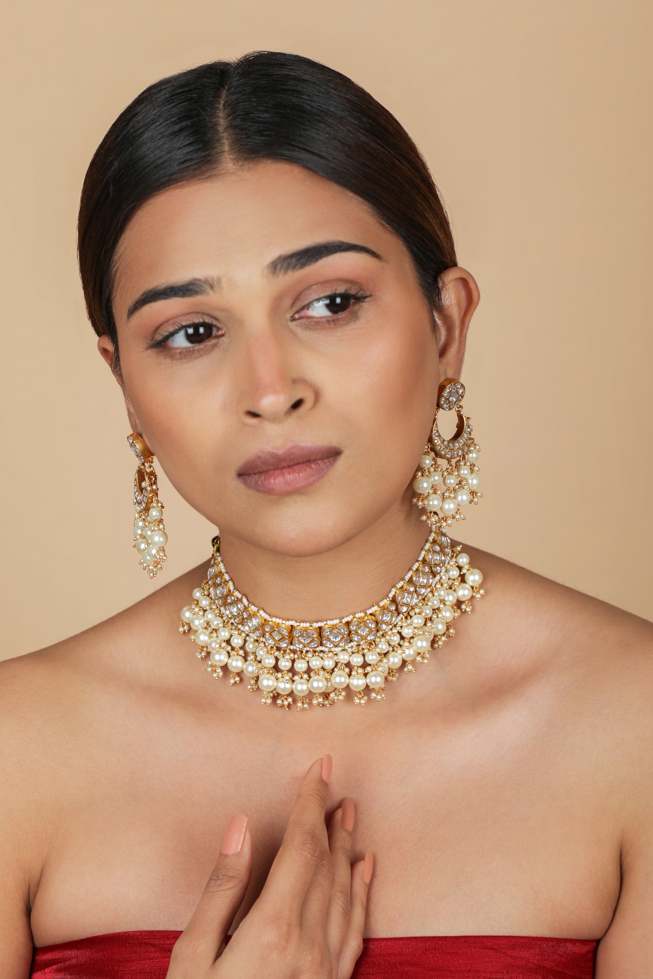 Gold plated white pearl choker set