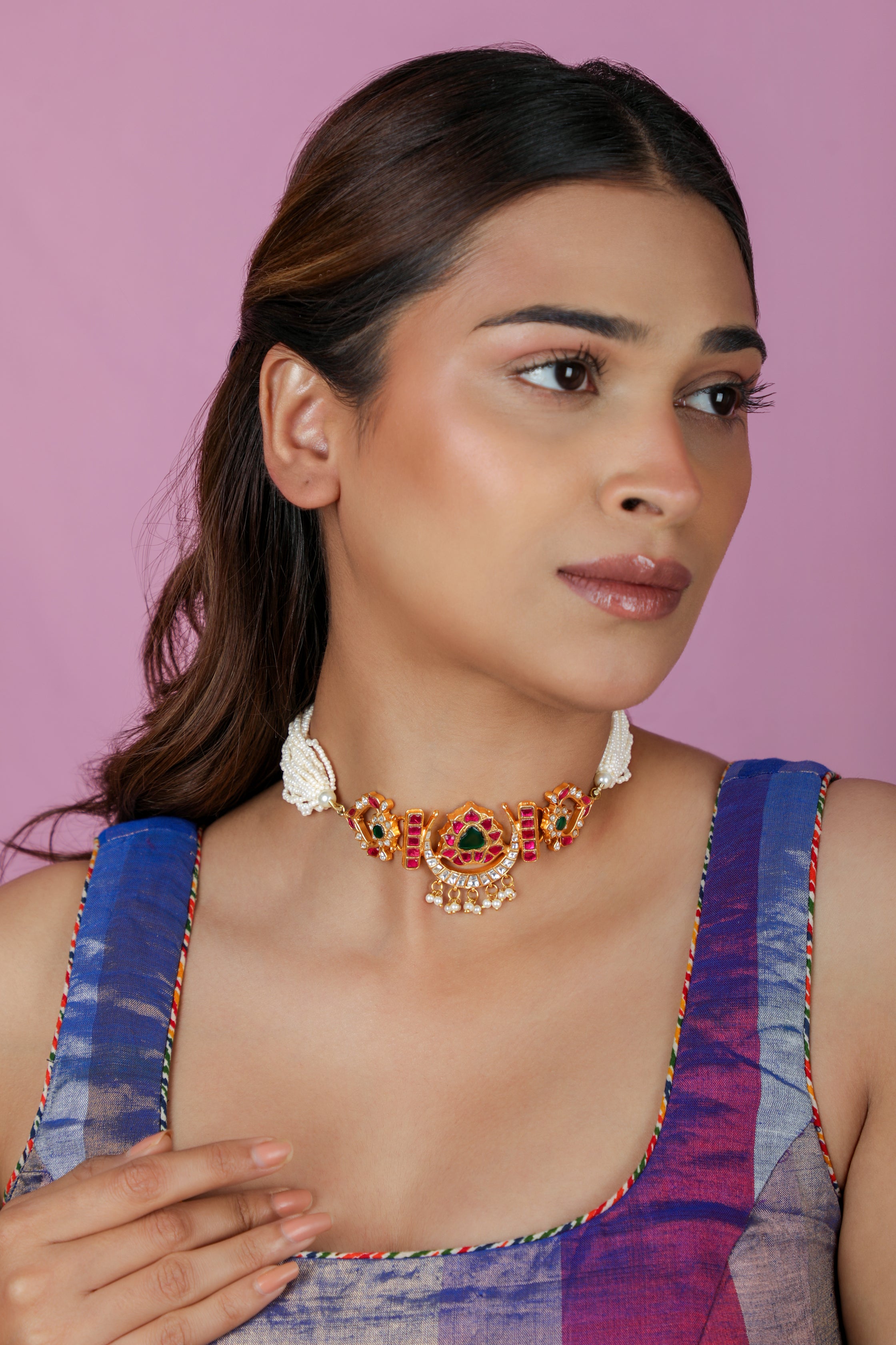 Delicate Gold plated pearl beaded choker