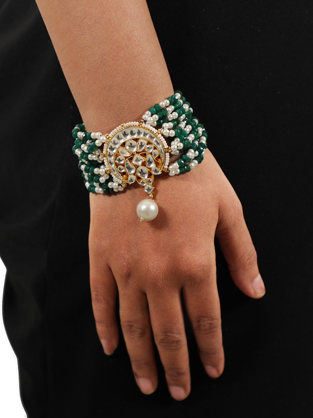 Women's wear green and white pearl bracelet