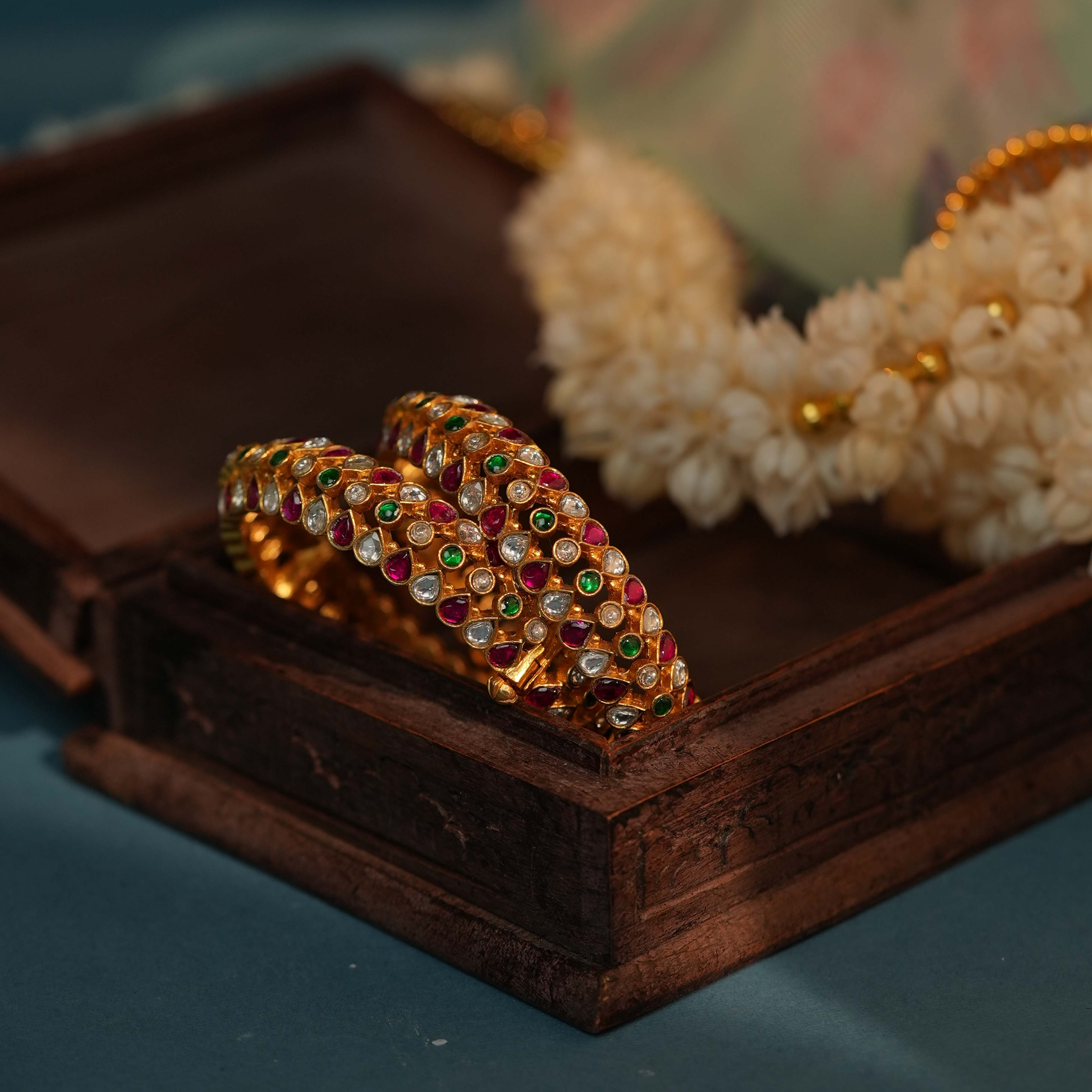 Heer Elegance Bangle(single)