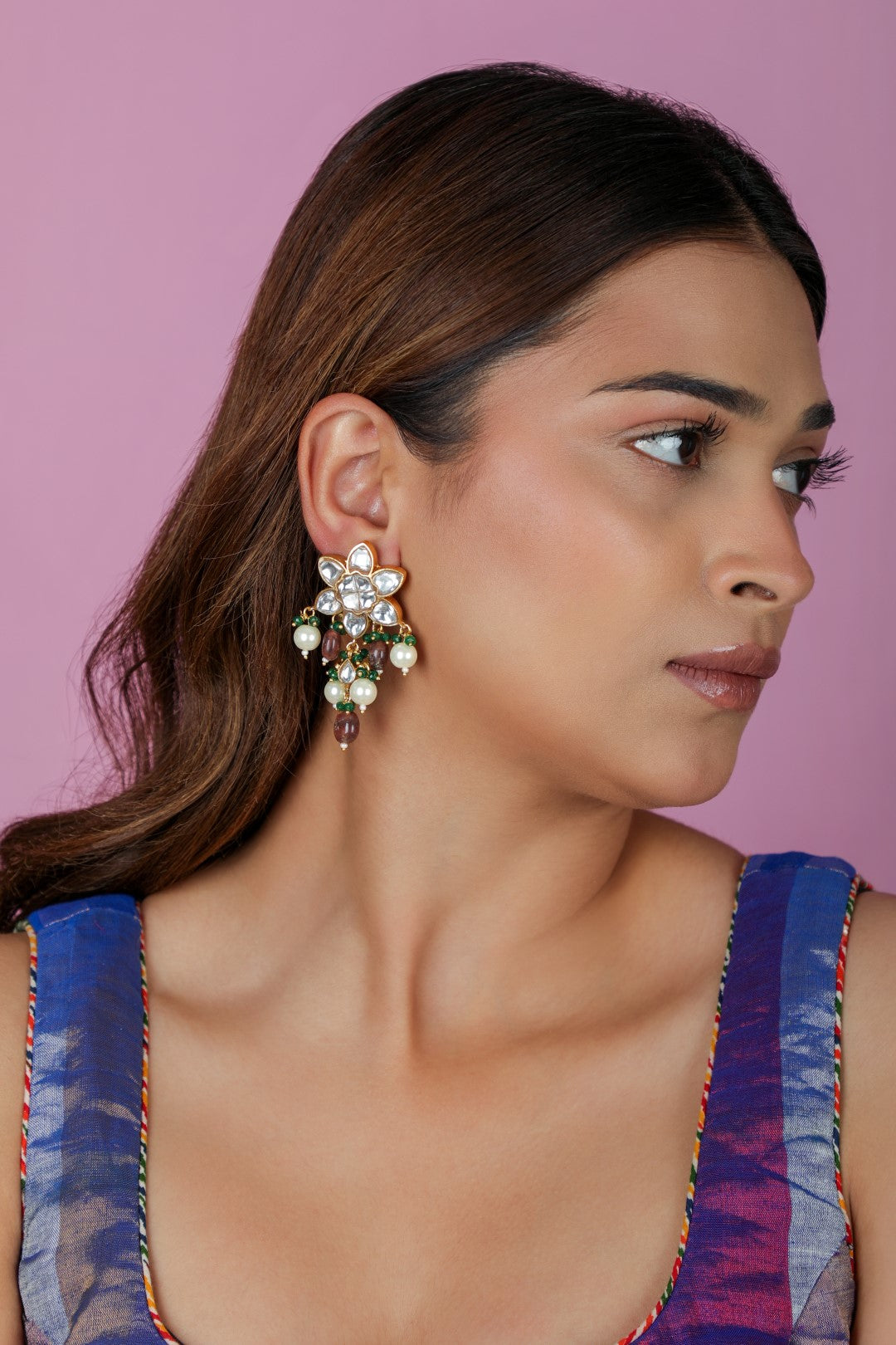 Floral mozonite arrings with pastel beads