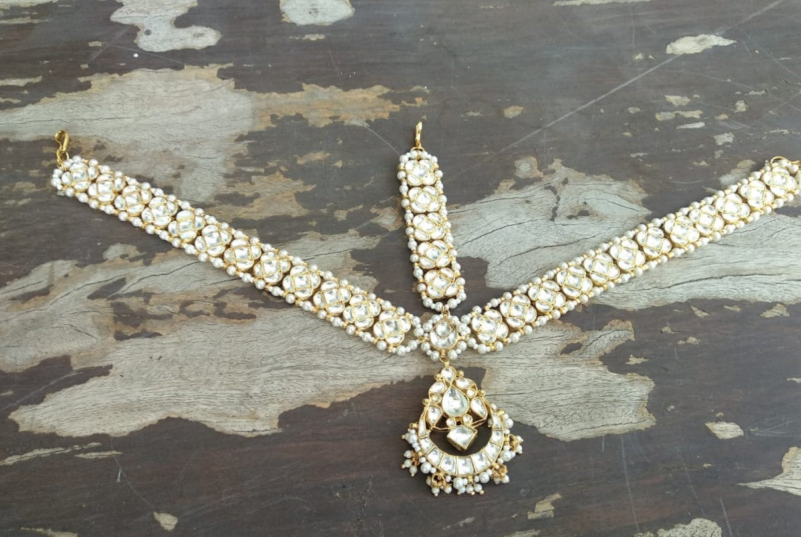 Floral Design White Gold Plated Mathapatti