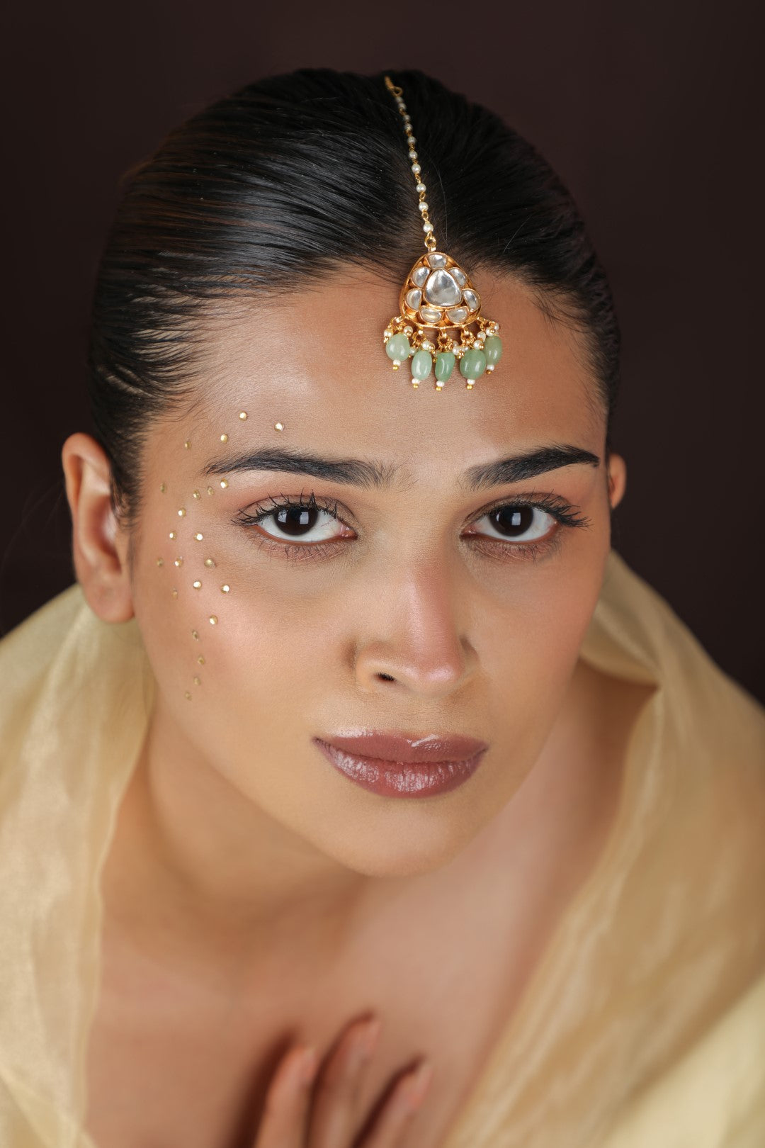 Handcrafted Kundan Maangtikka
