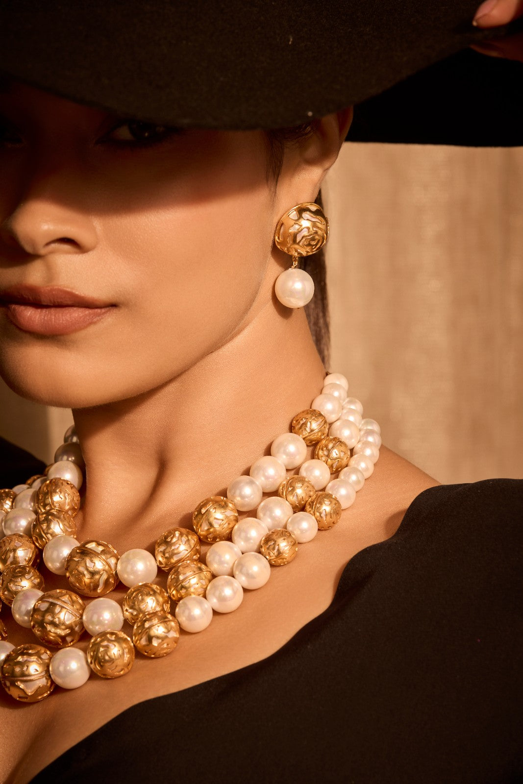 Audrey Rosette Drops