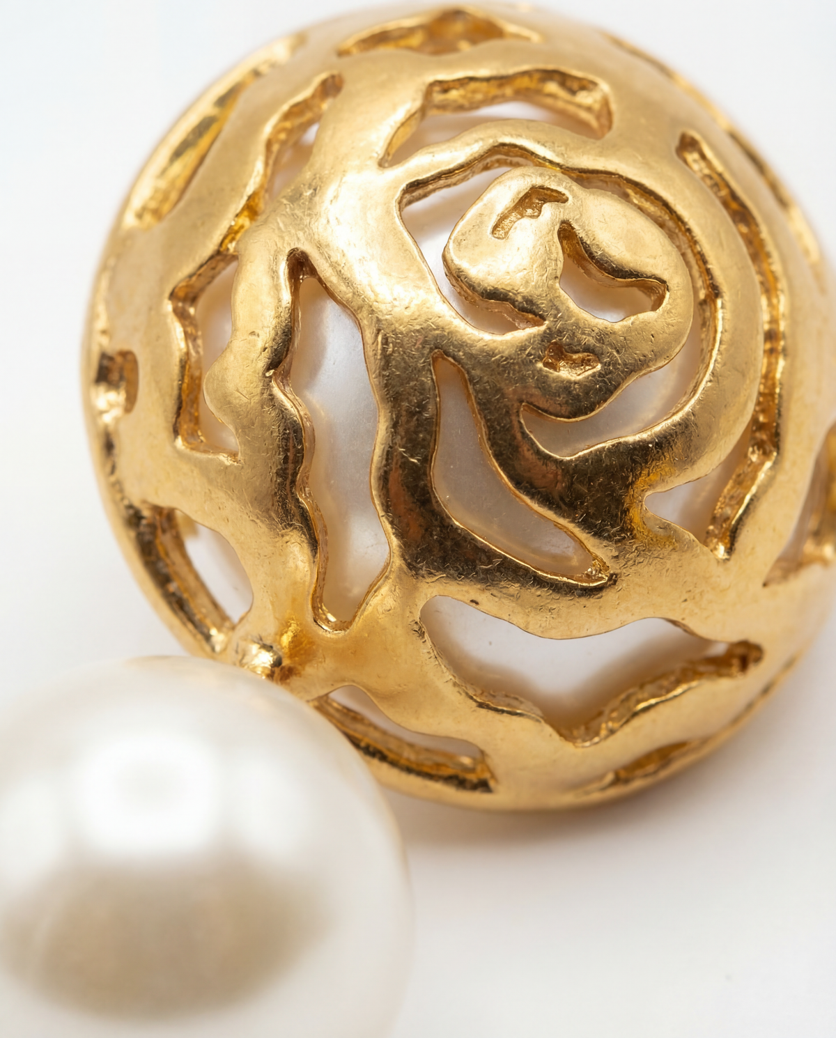 Audrey Rosette Drops