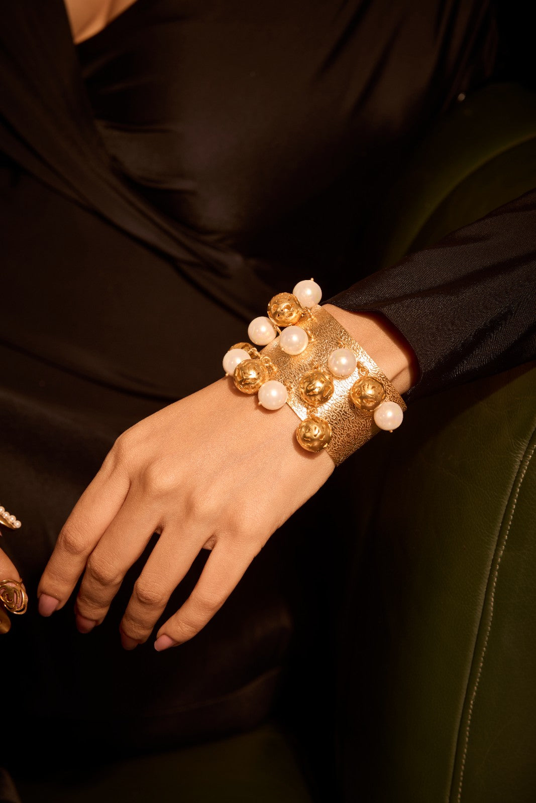 Audrey Halo Cuff