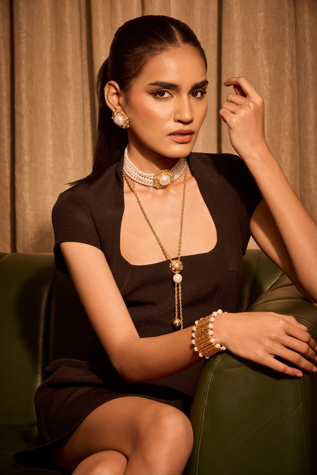 Pearl Rosette Lariat