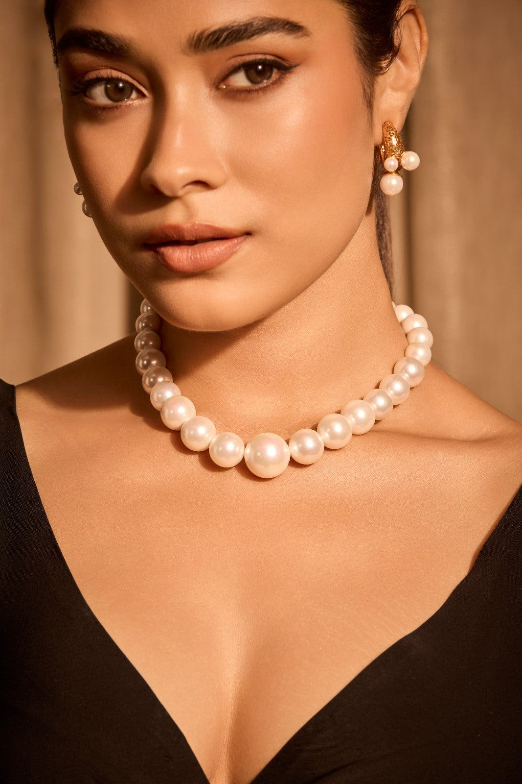 Gradation Pearl Necklace