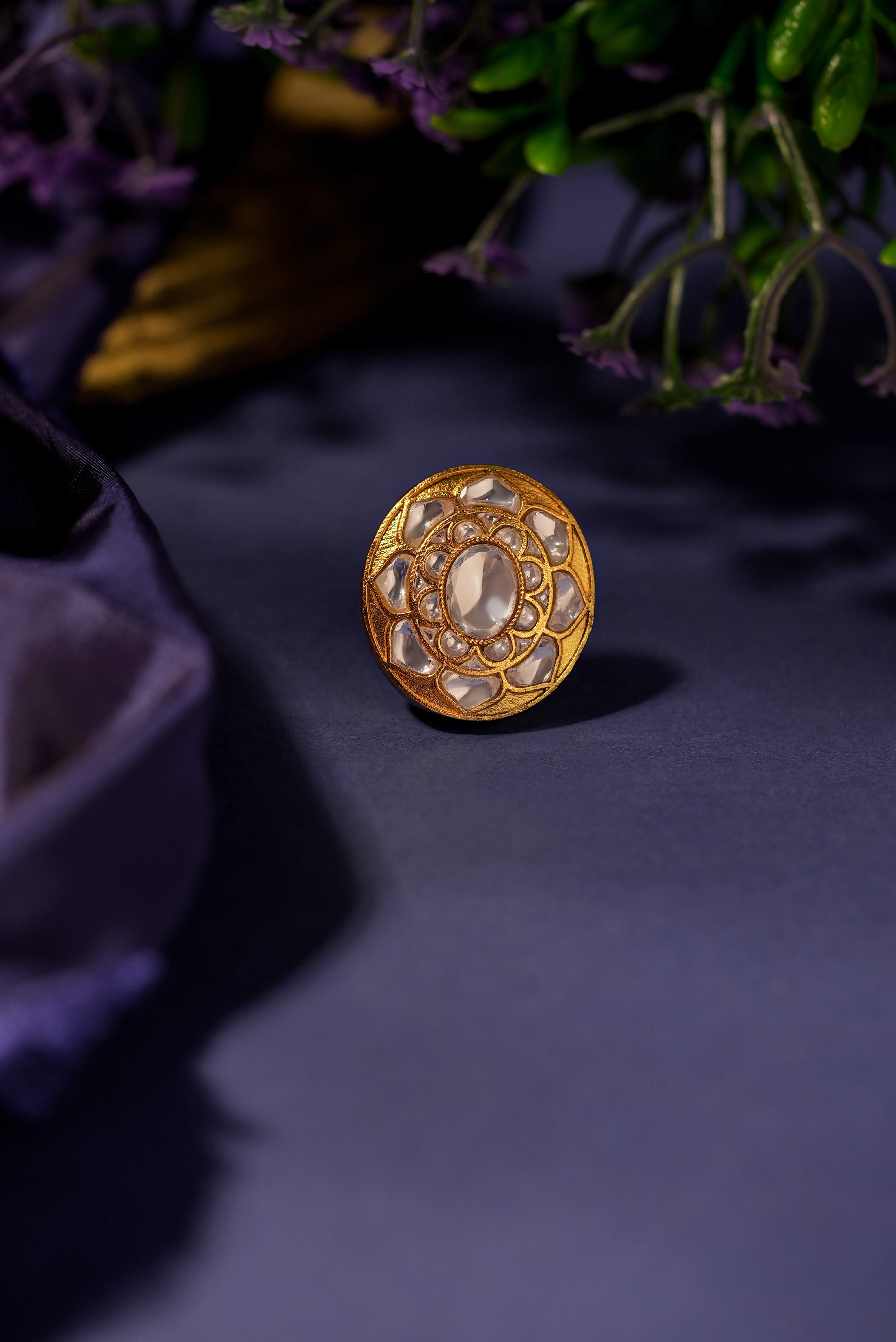Jadtar stone ring