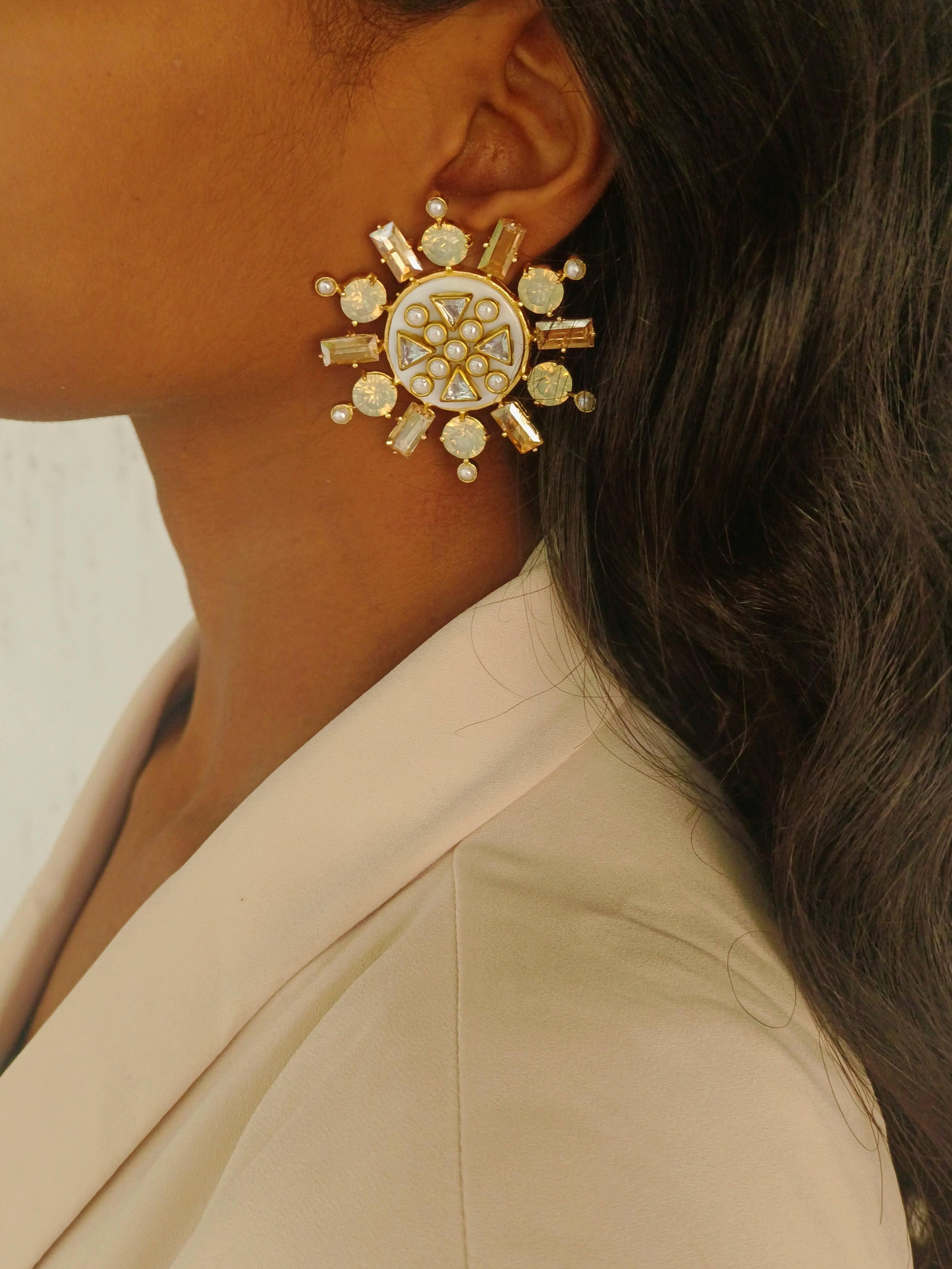 Rubaina Kundan Studs
