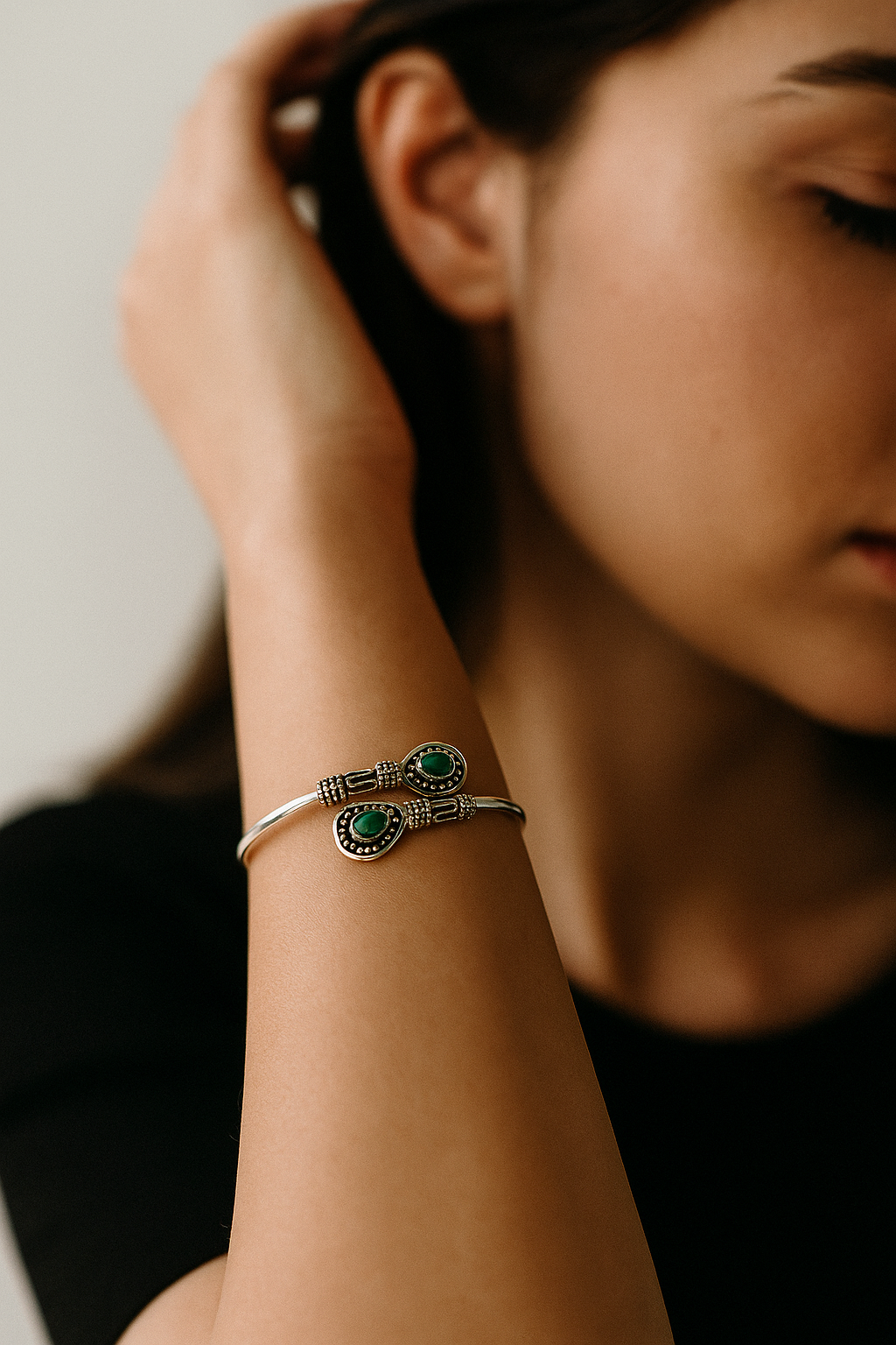 Green Teardrop Dual-Head Bracelet