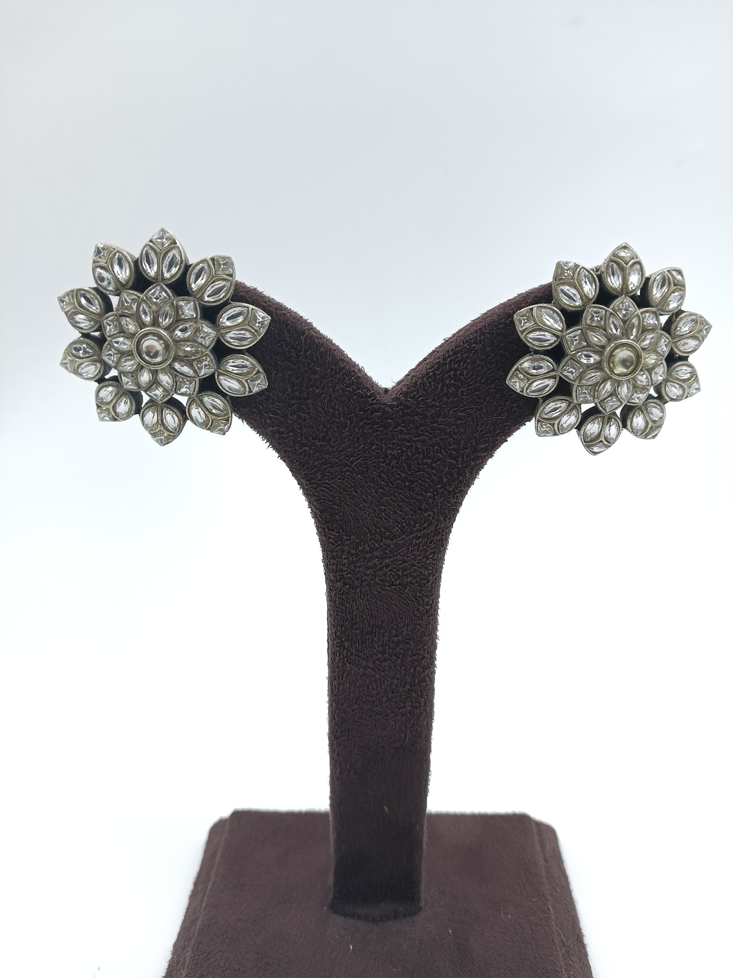 Statement Kundan Flower Studs in Pure Silver