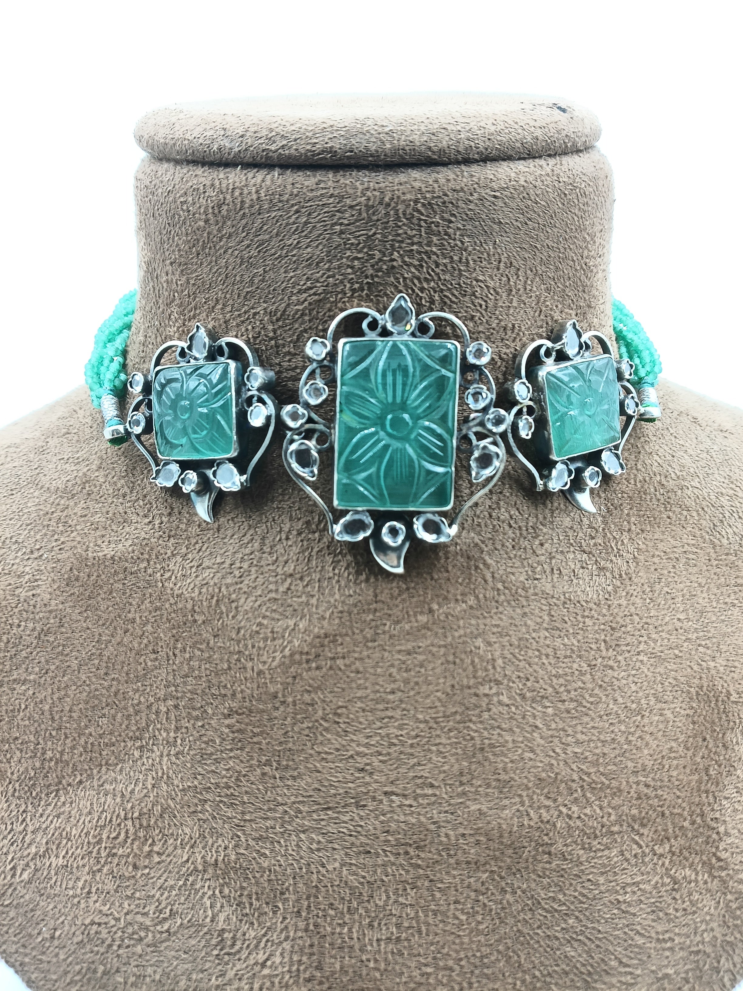 Floral Carved Green Stone Choker with Kundan Detailing