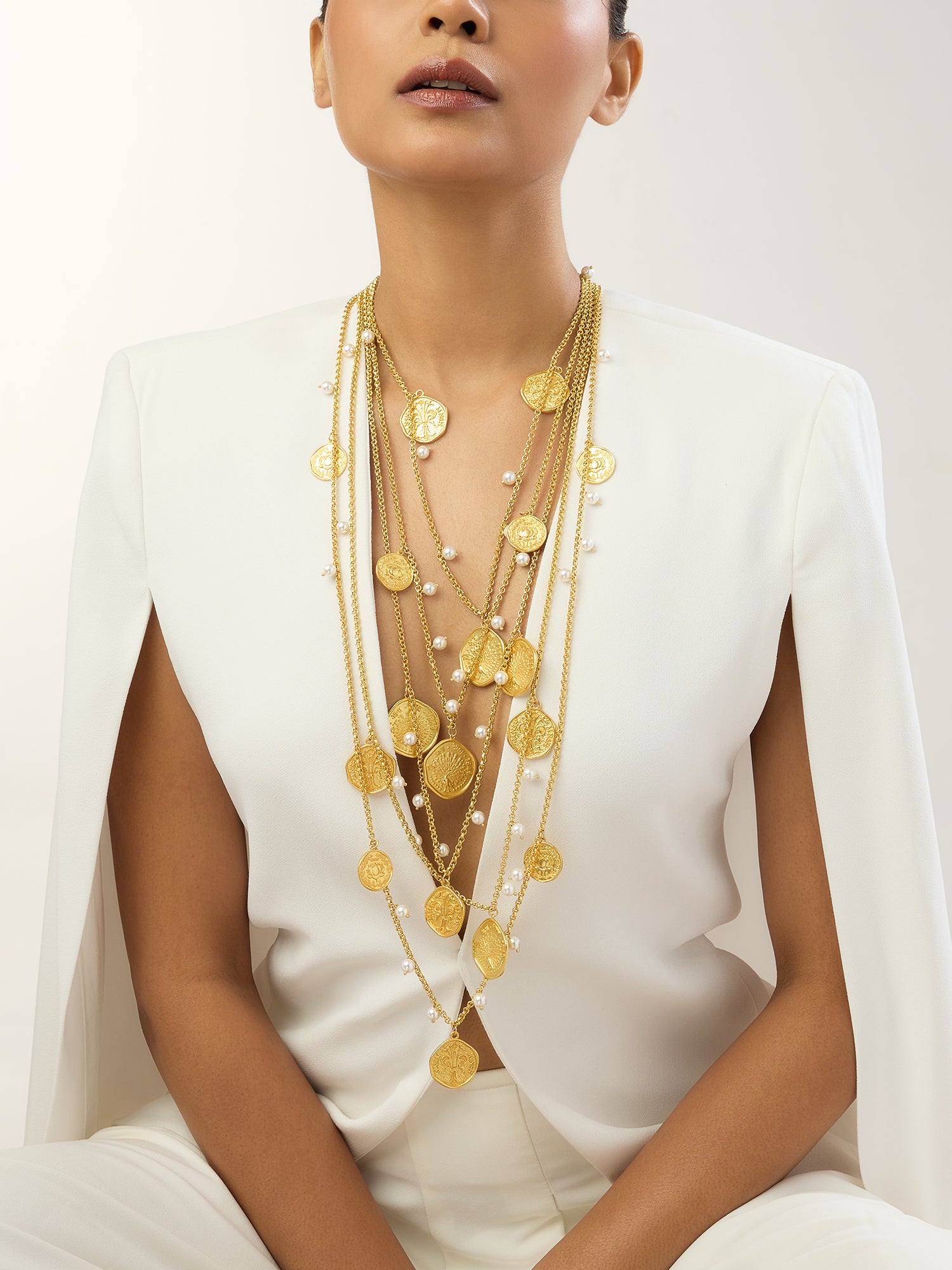 Layered Mor Coin Haar