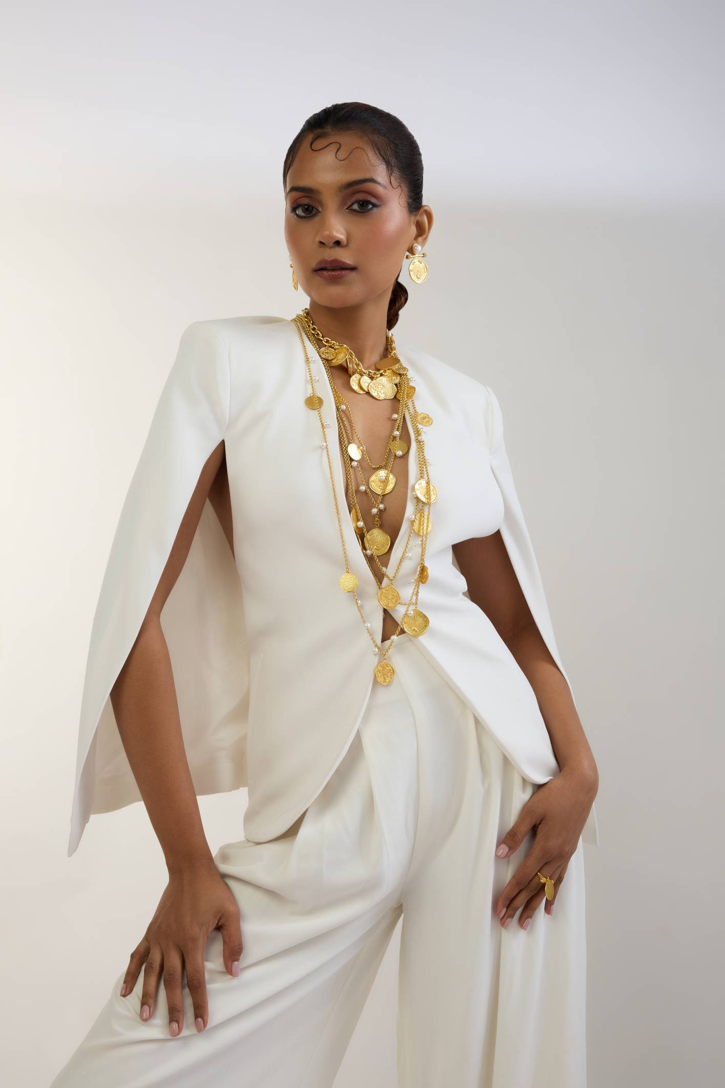 Layered Mor Coin Haar