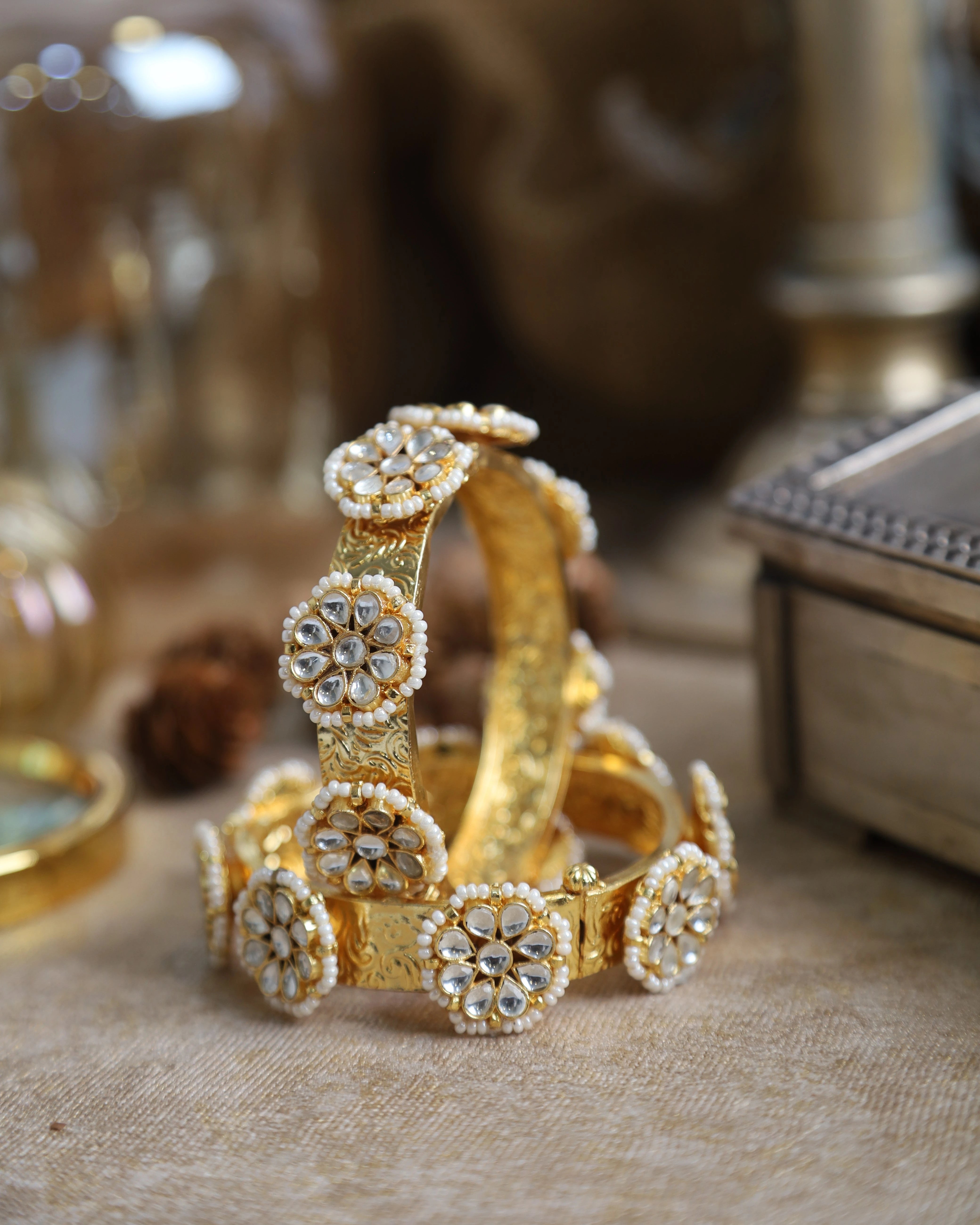 Jadau Kundan Bangle