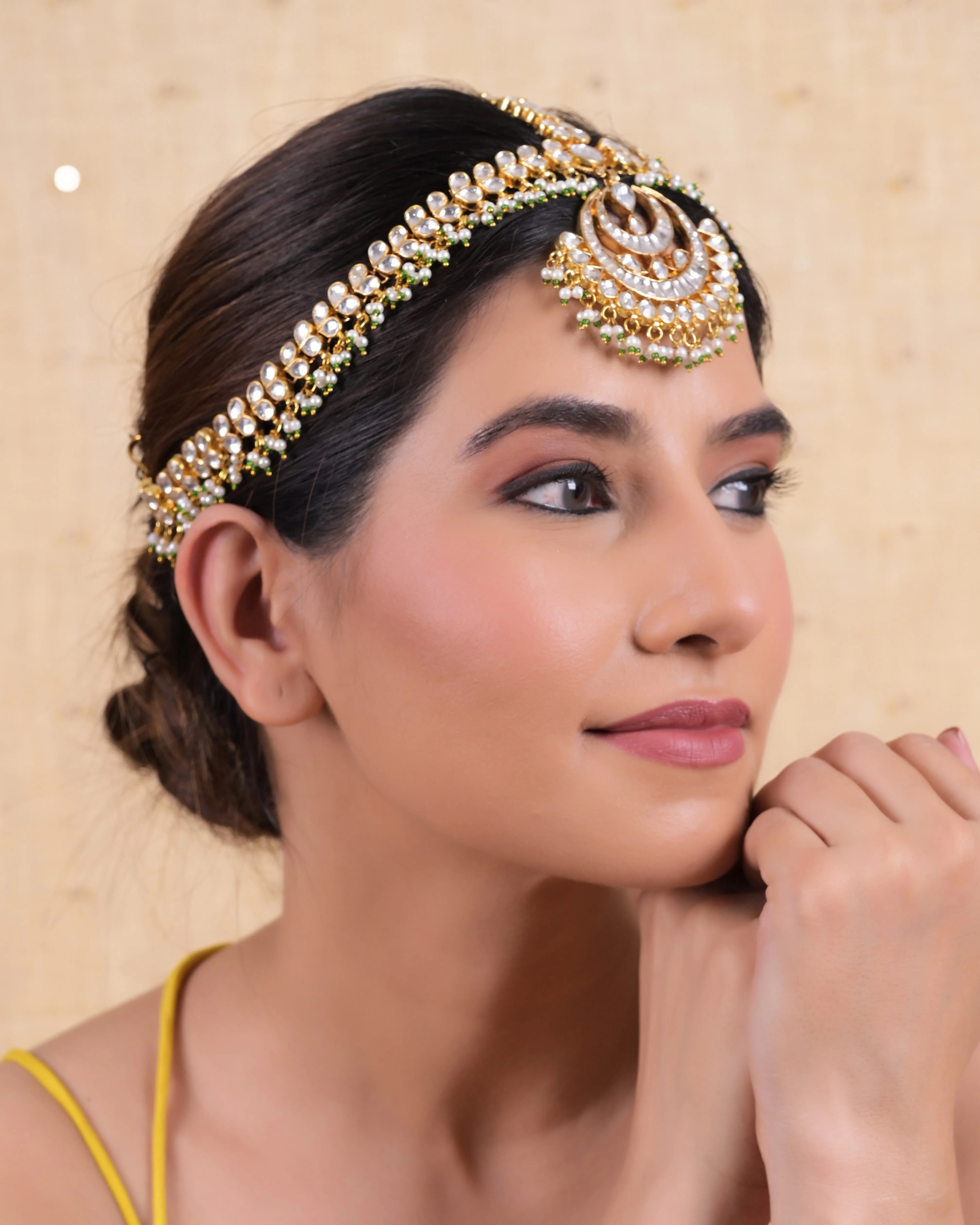 Jadau Kundan Mathapatti