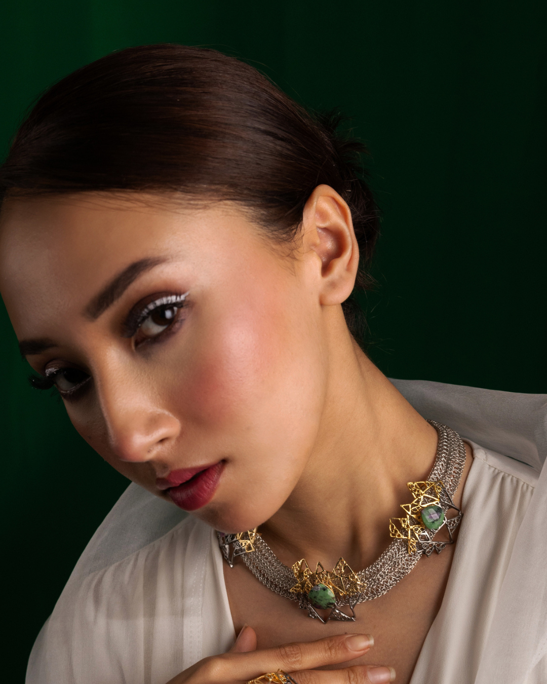 Titilating triangles gold plated neckpiece