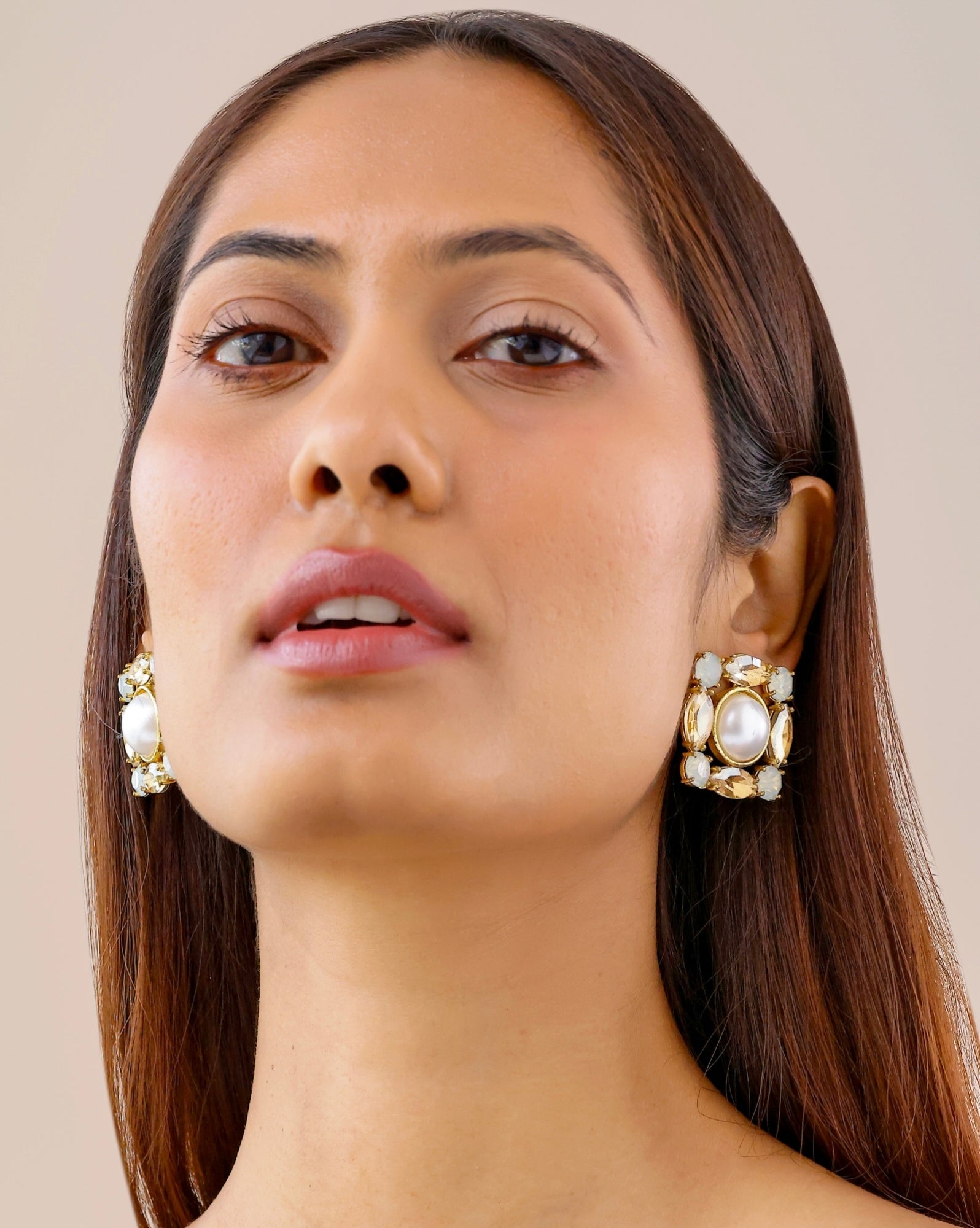 Veda Studs