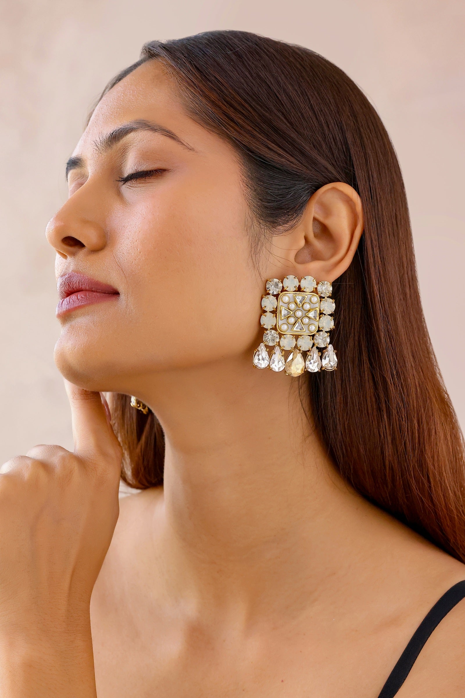 Veera Studs