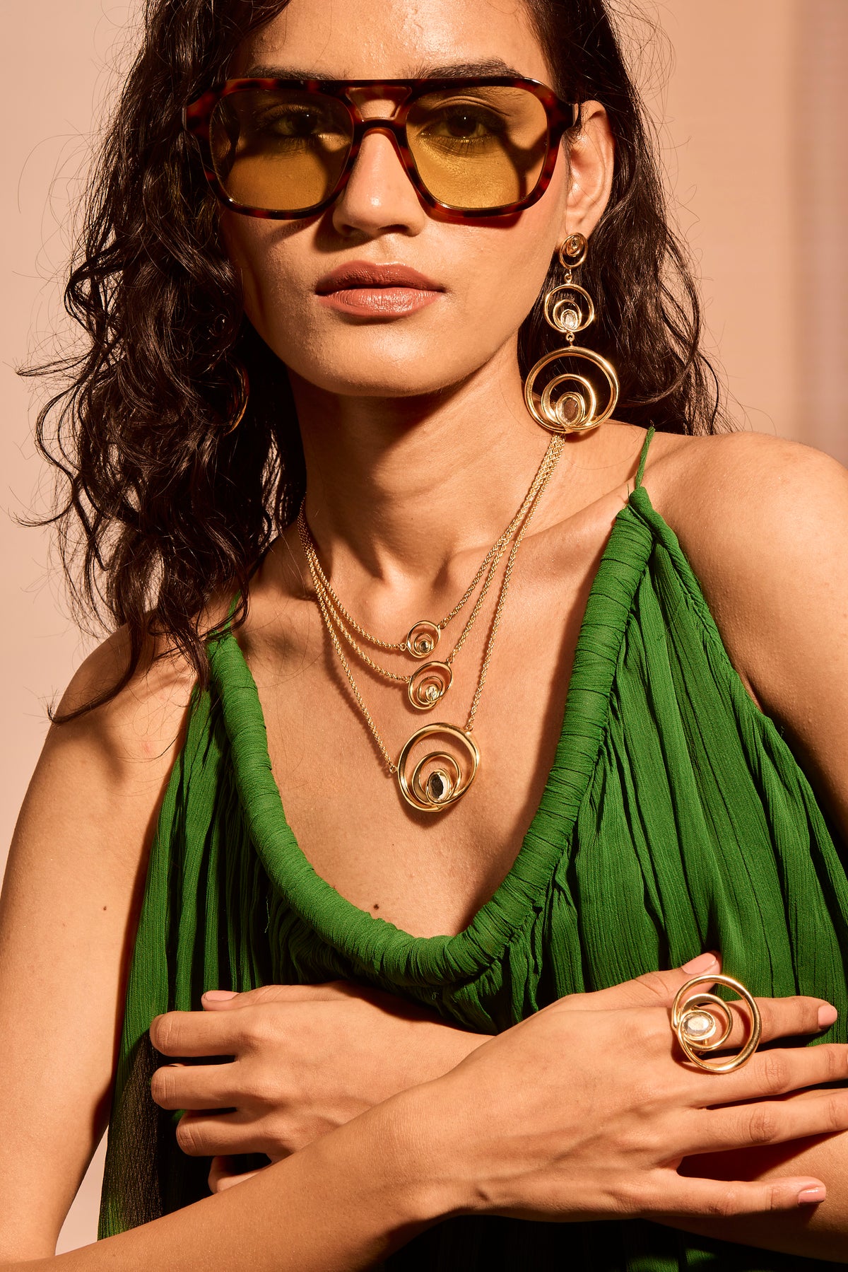 Wave curve trio necklace