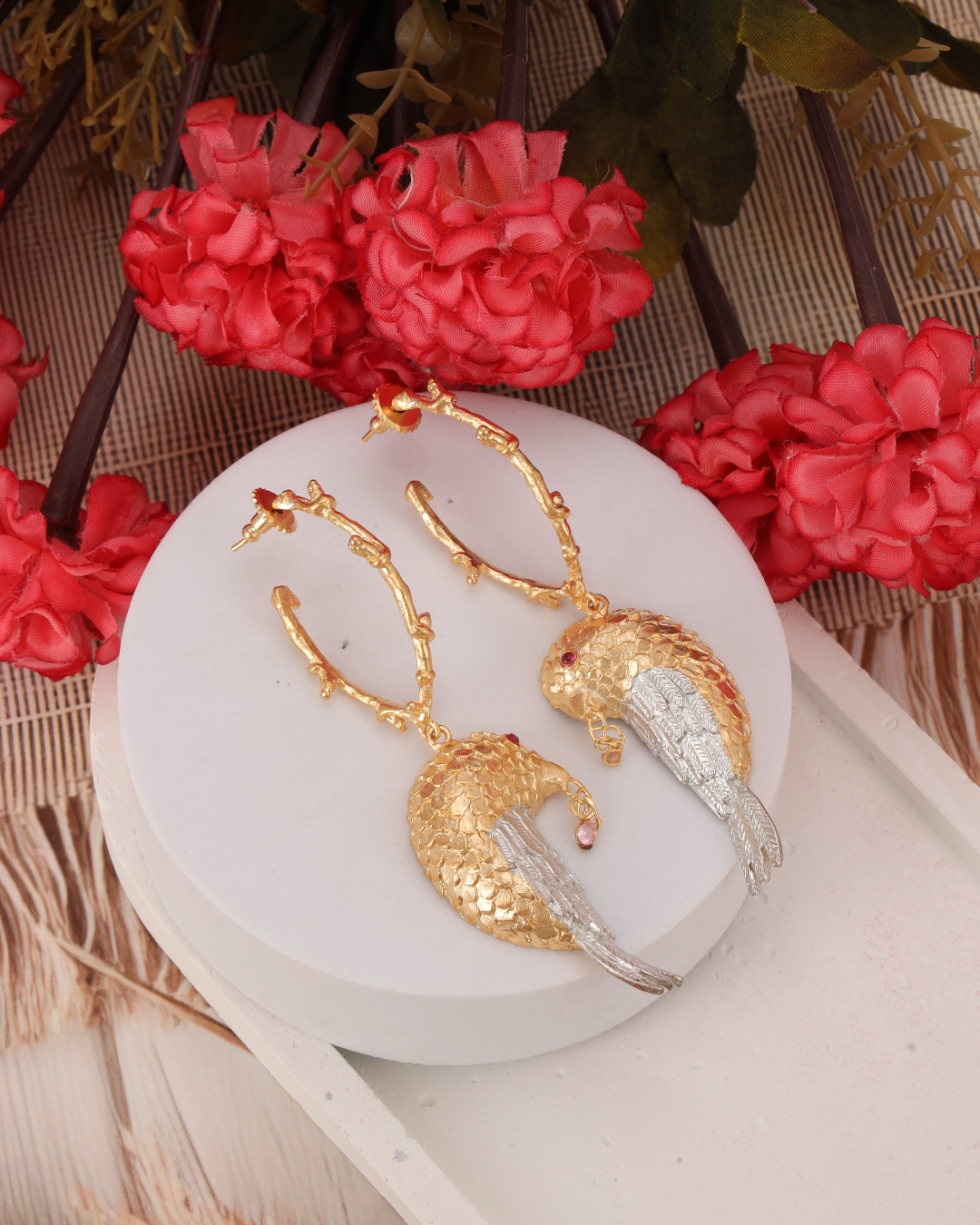 Birdy golden fling earrings