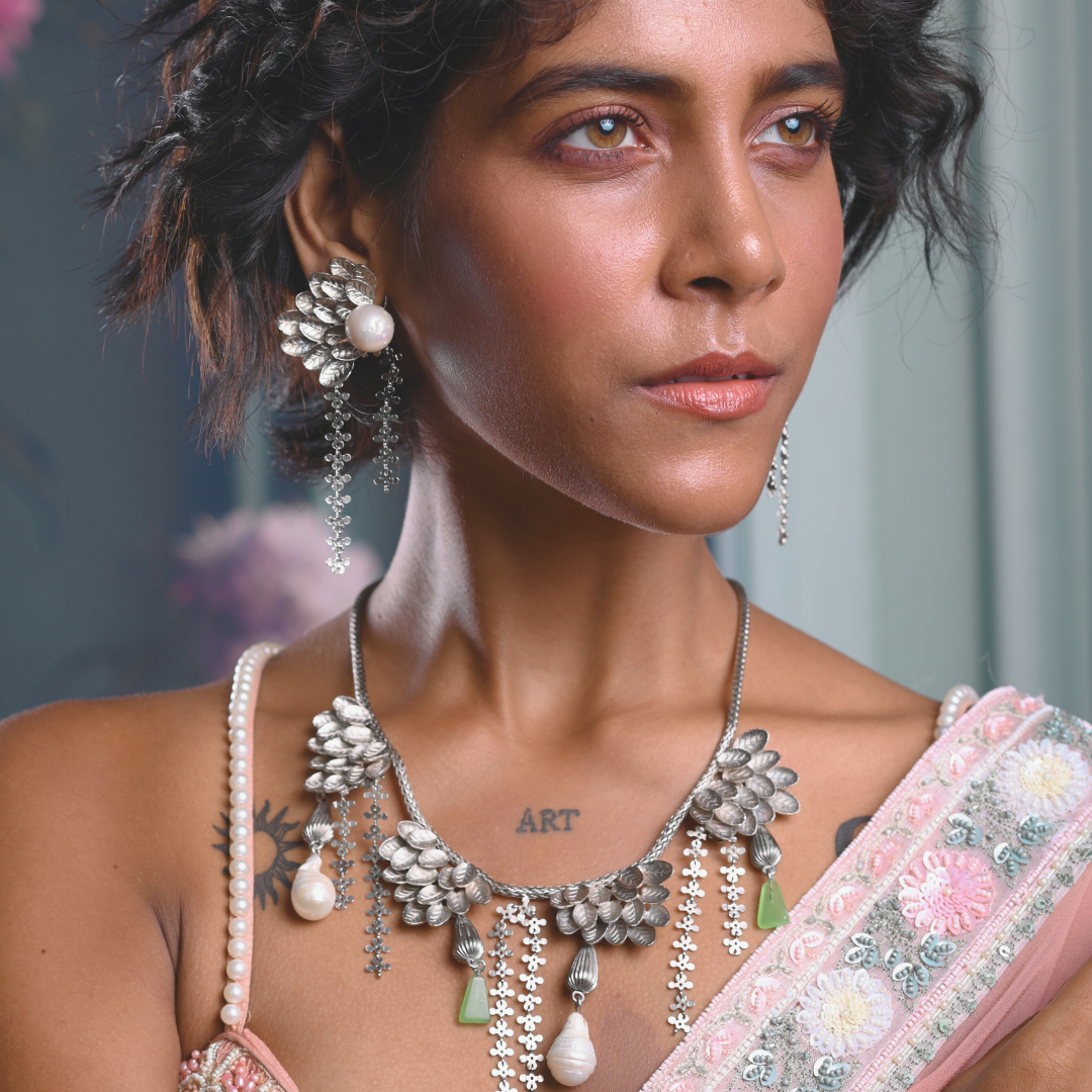 Forest flower silver neckpiece